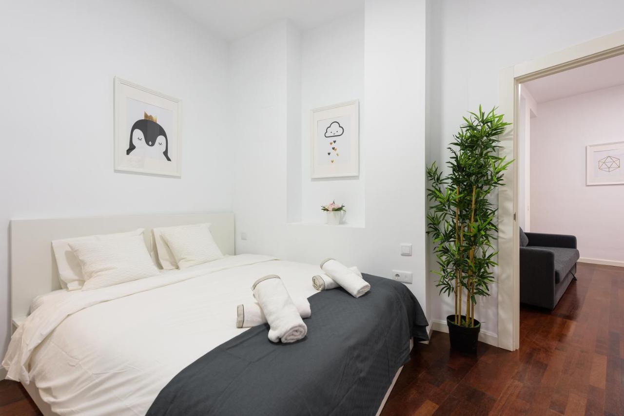 Pineapple Calderon De La Barca 3 Apartment Малага Екстериор снимка